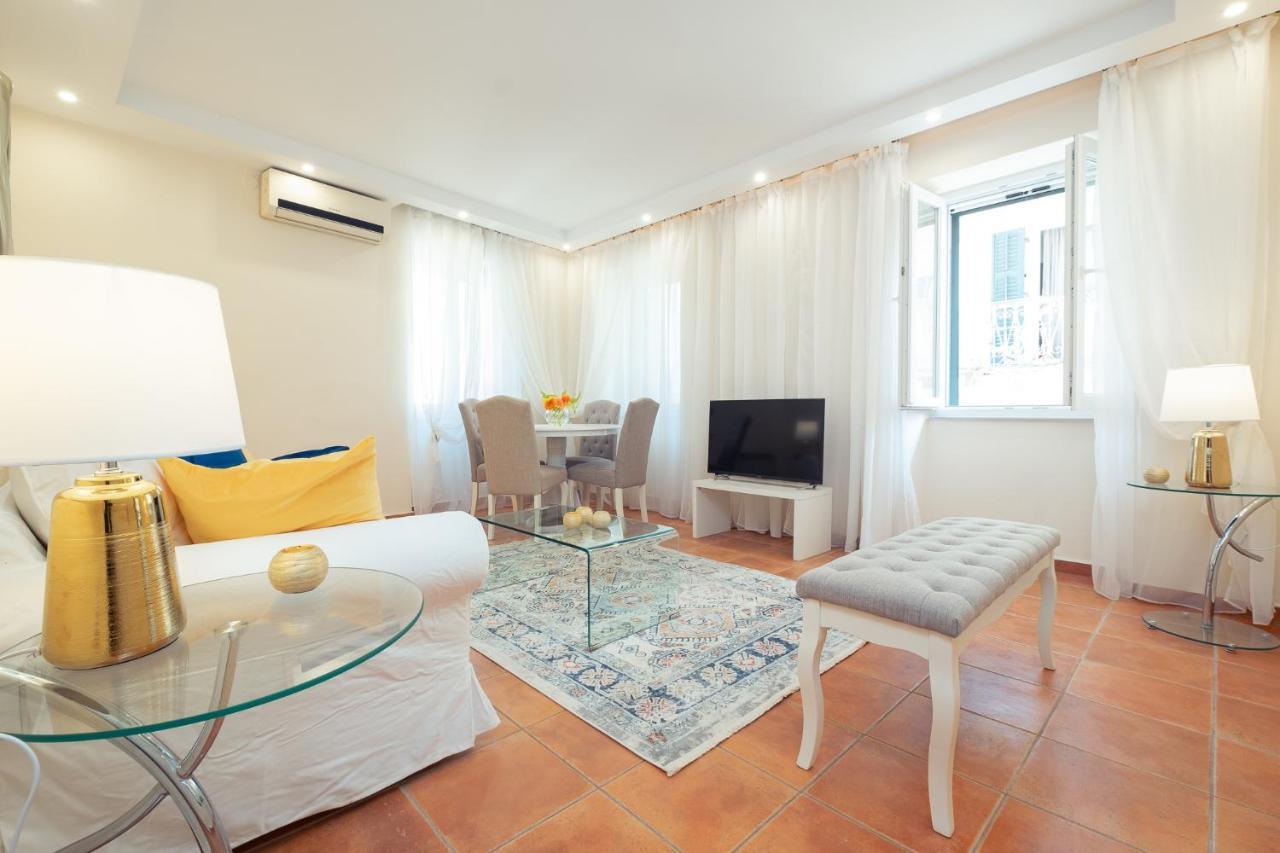 Old Town Gem - Elegant Guilford Apartment Corfu  Exterior photo