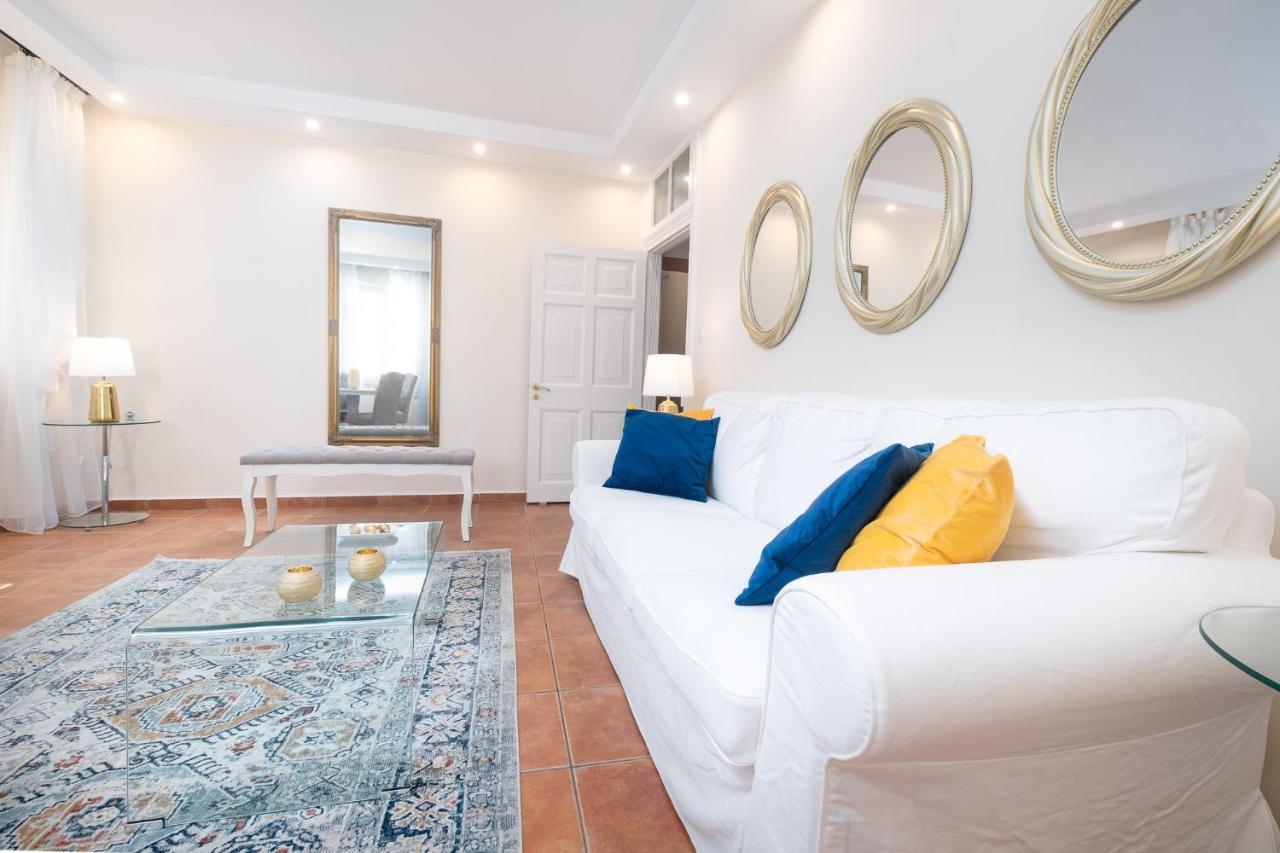 Old Town Gem - Elegant Guilford Apartment Corfu  Exterior photo